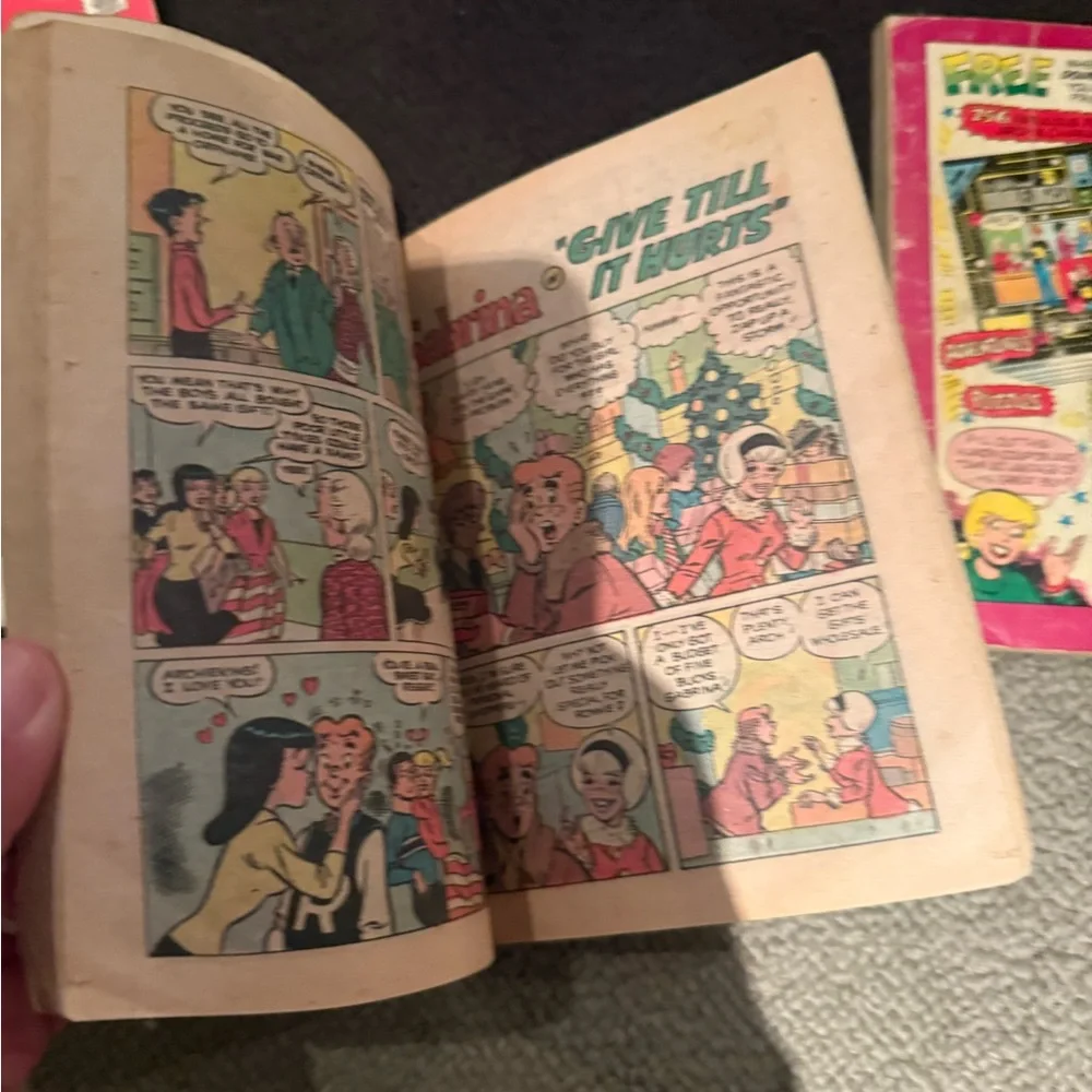 Archie Comics Collection - Picture 4 of 5